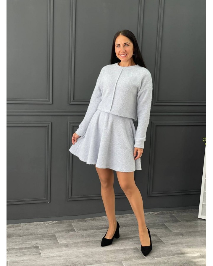 Костюм с юбкой голубой Костюм с юбкой голубой