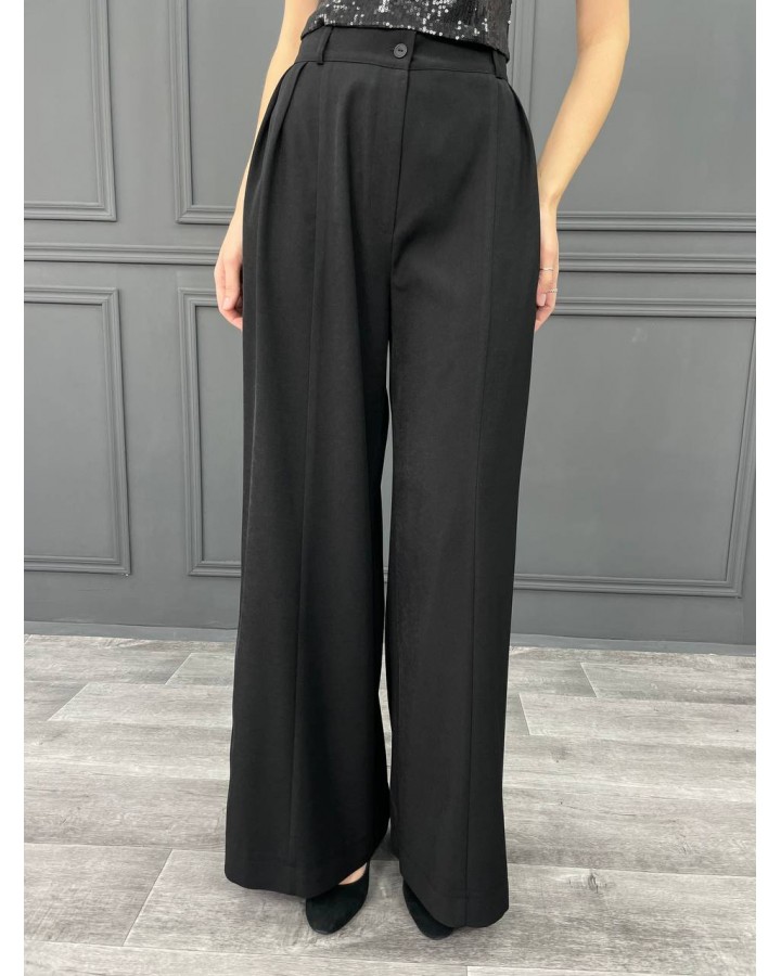 Оверсайз брюки в черном цвете