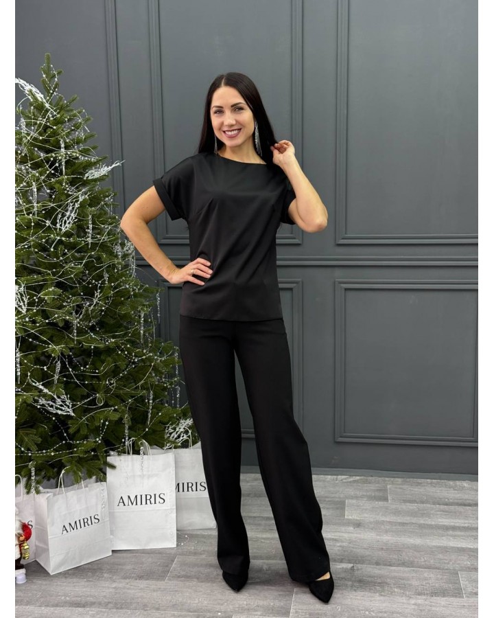 Блузка со спущенным плечом черная