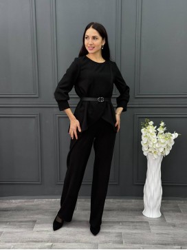Костюм с блузкой на запах черный