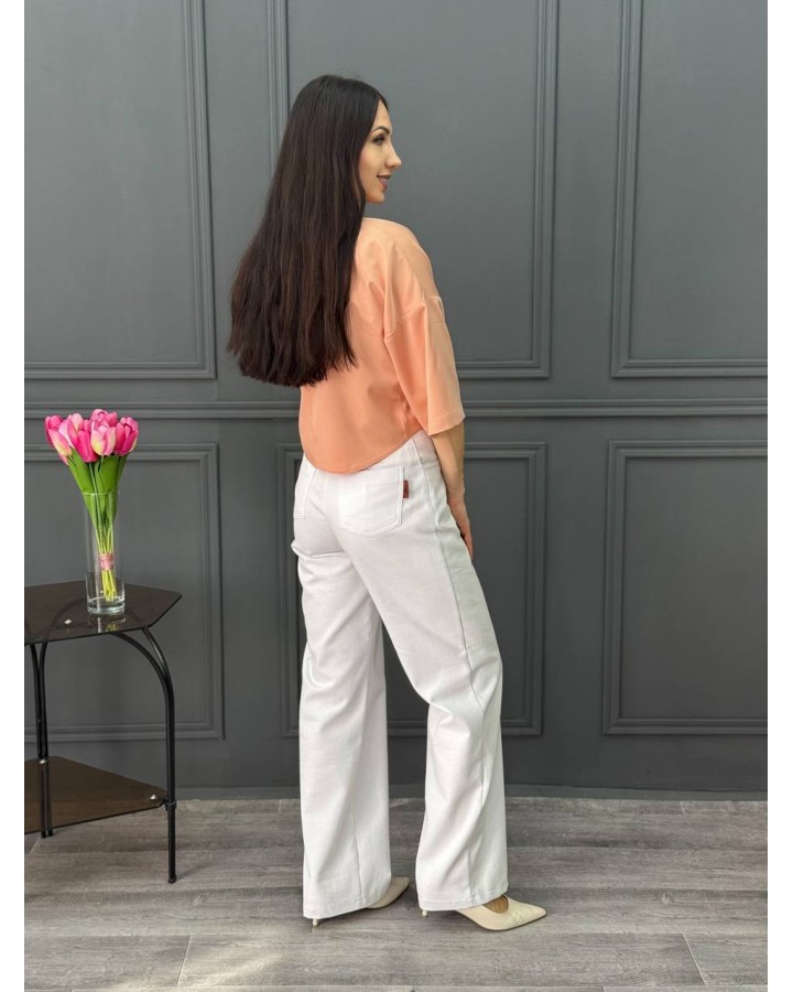 Джинсы белые