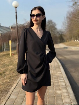 Платье со складками черное