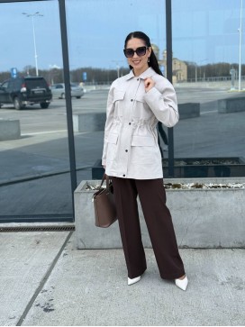 Куртка с накладными карманами